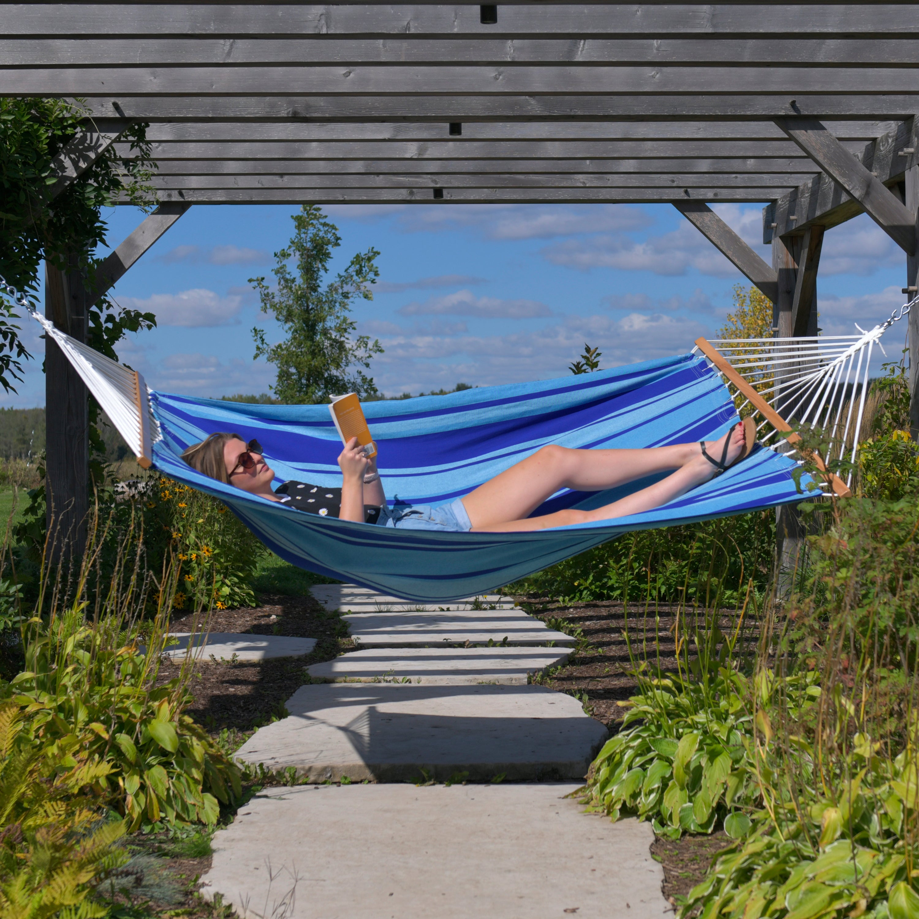 Cotton Spreader Bar Hammock - Island Breeze