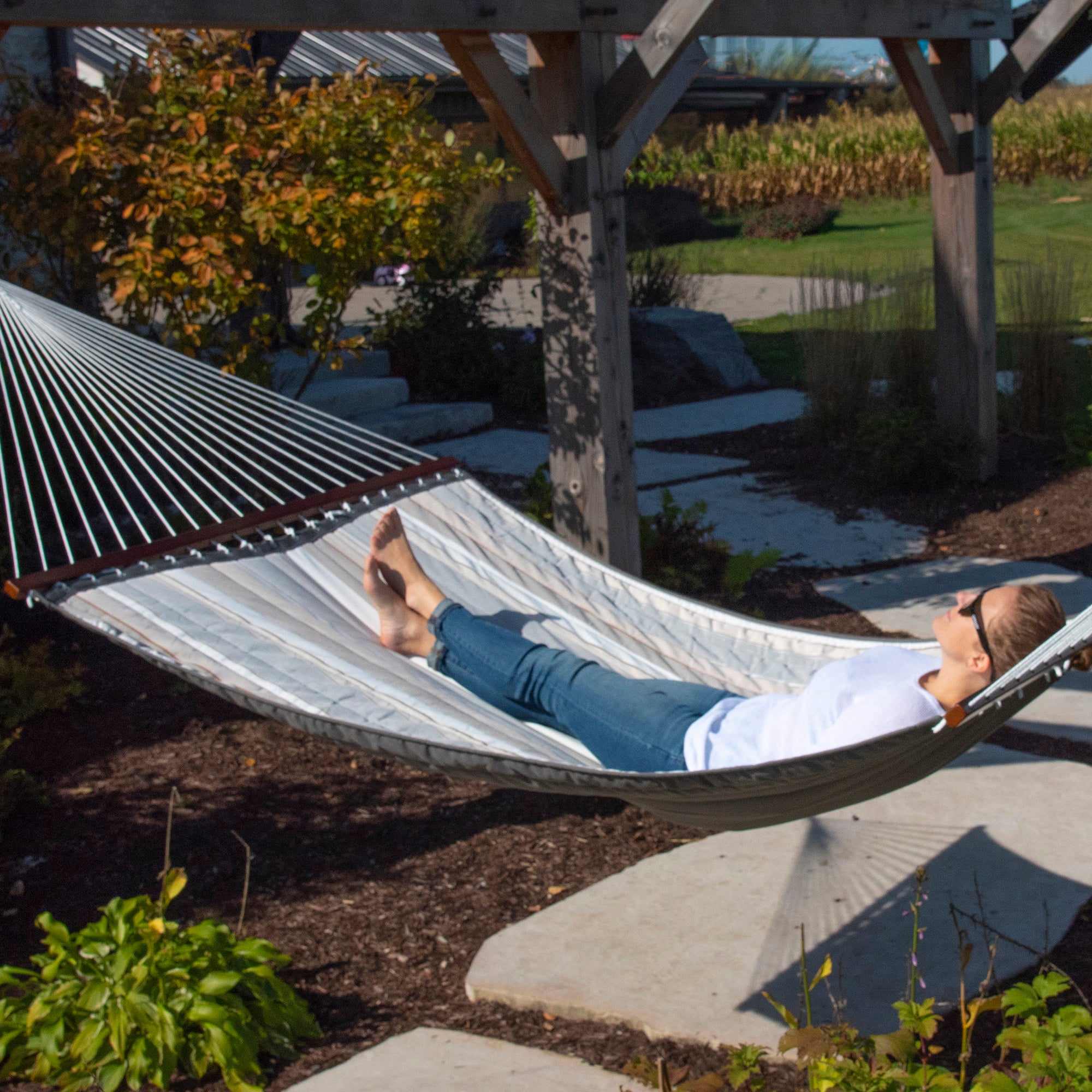 Sunbrella Quilted Spreader Bar Hammock (Double) - Dove