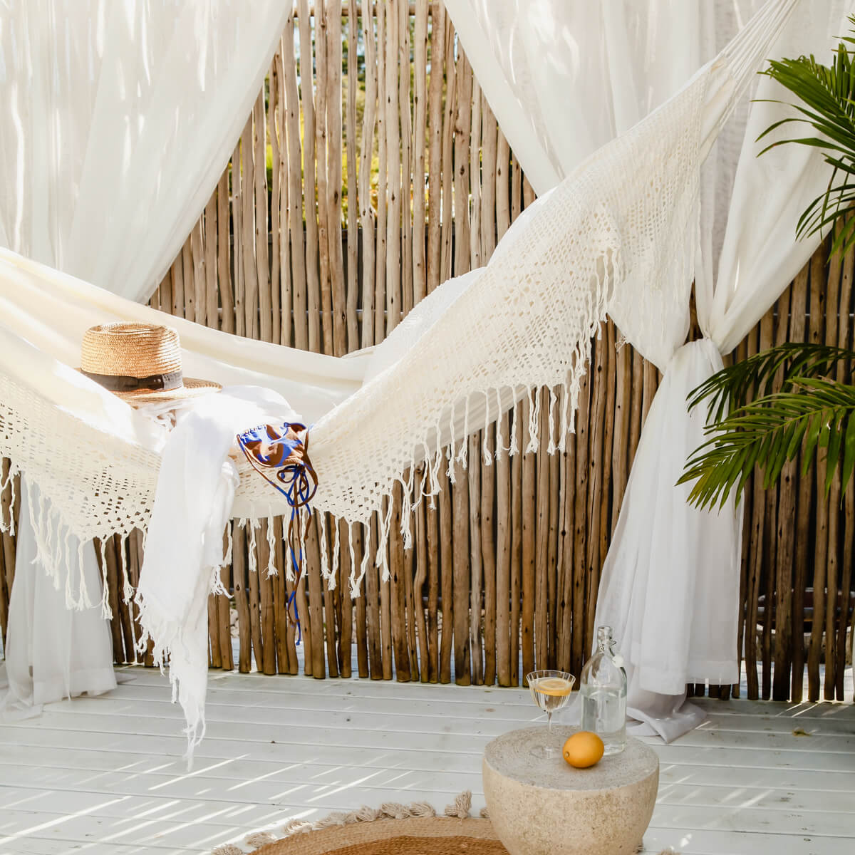 braz400-double-deluxe-cotton-hammock-beautiful-fringing-05_34146cda-6960-48d9-8a61-0a100ccc488f.jpg