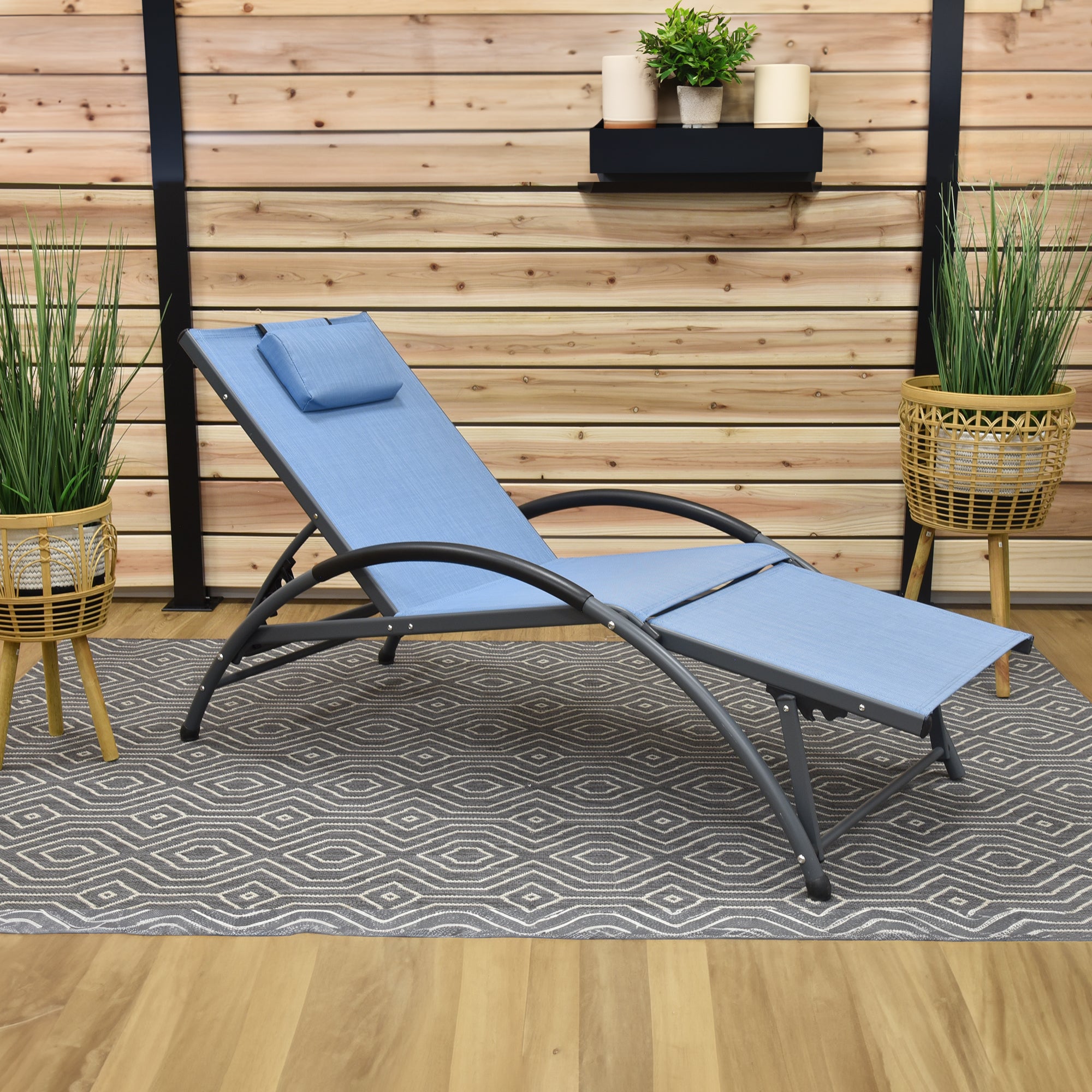 Dockside Sun Lounger - Aluminum Cape Cod