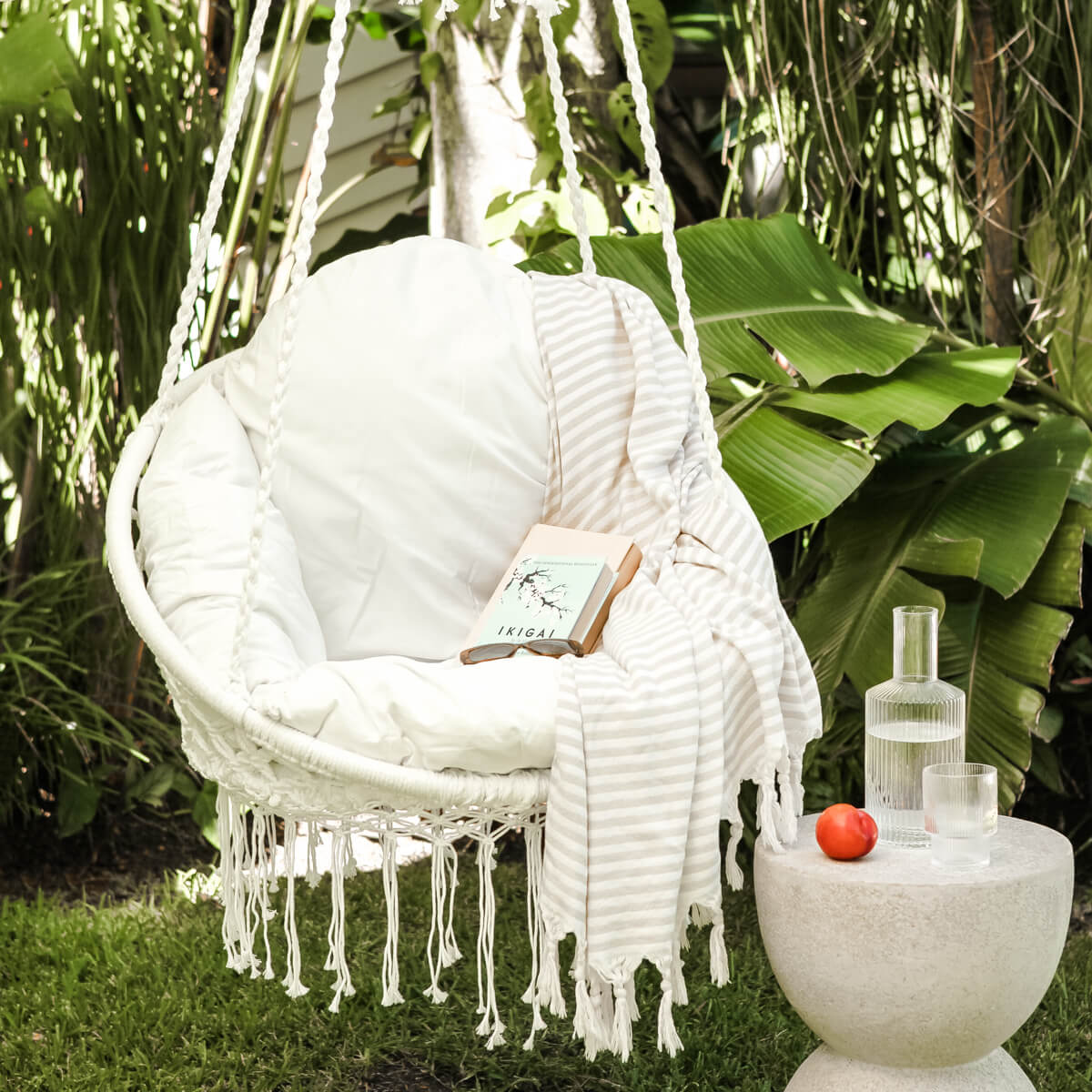 Deluxe Polyester Macrame Chair With Fringe White